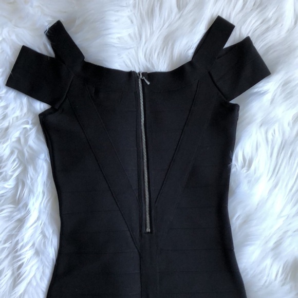 Guess - Picture 4 of 5